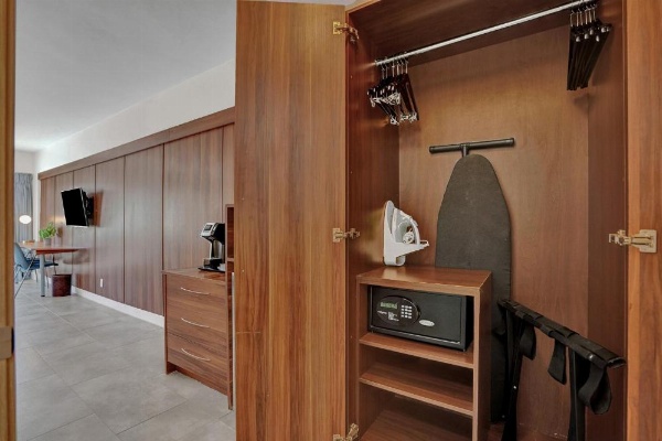 Royal Beach Palace image 13