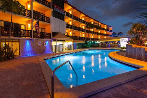 Royal Beach Palace image 24