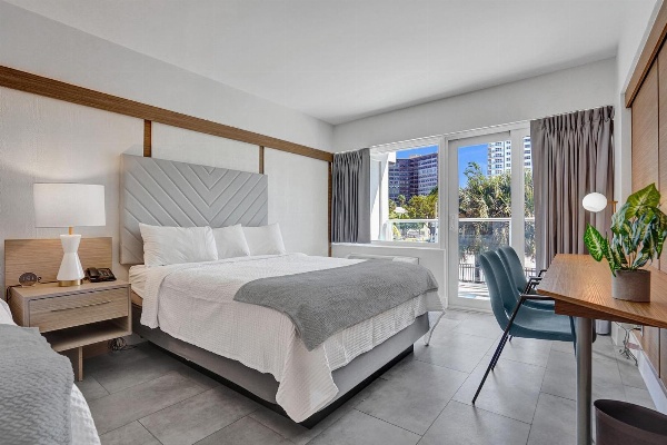 Royal Beach Palace image 7